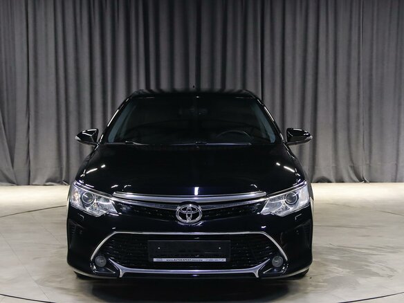 2017 Toyota Camry VII (XV50) Рестайлинг, чёрный, 1849000 рублей - вид 13