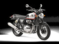 2026 Royal Enfield Interceptor 650, серебристый, 699000 рублей - вид 1