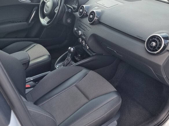 2012 Audi A1 I (8X), чёрный, 850000 рублей - вид 7