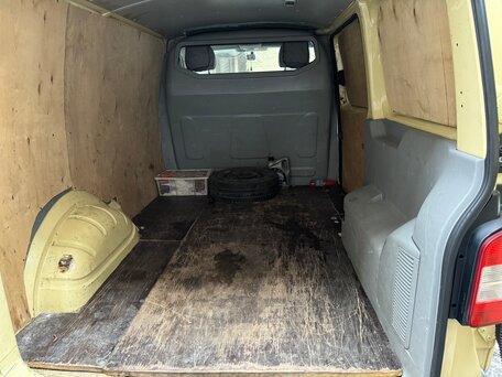 2010 Volkswagen Constellation, золотистый, 1130000 рублей, вид 4