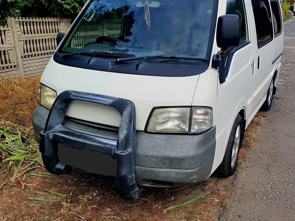 2002 Mazda Bongo IV, белый, 430000 рублей