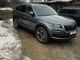 2019 Skoda Kodiaq I, серый, 3000000 рублей, вид 3