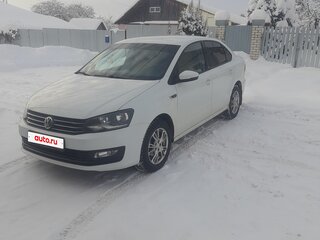 2017 Volkswagen Polo V Рестайлинг, белый, 1250000 рублей, вид 1
