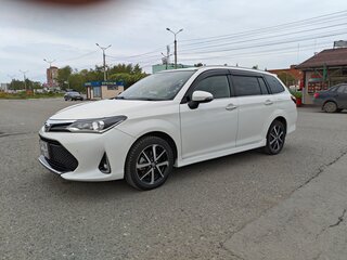 2018 Toyota Corolla Fielder XI (E160, E170) Рестайлинг 2, белый, 1750000 рублей, вид 4