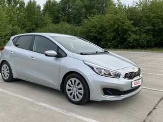 2018 Kia Ceed II Рестайлинг, серебристый, 1250000 рублей, вид 2