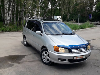 1996 Toyota Ipsum I (M10), серебристый, 550000 рублей, вид 3