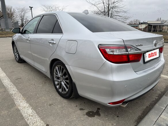 2016 Toyota Camry VII (XV50) Рестайлинг, серебристый, 2200000 рублей - вид 6