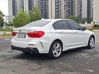 2022 BMW 1 серии 120i III (F52) Рестайлинг, белый, 1890000 рублей, вид 5