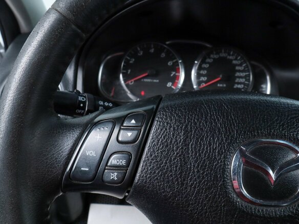 2005 Mazda 6 I (GG) Рестайлинг, серебристый, 399000 рублей - вид 7