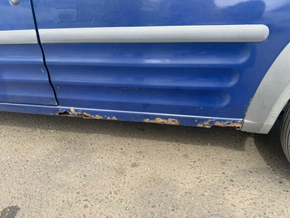 2007 Ford Transit Connect, синий, 550000 рублей - вид 8