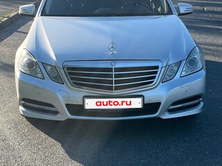 2011 Mercedes-Benz E-Класс 300 IV (W212, S212, C207), серебристый, 1699000 рублей, вид 2