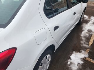 2017 Renault Logan II, белый, 760000 рублей, вид 4