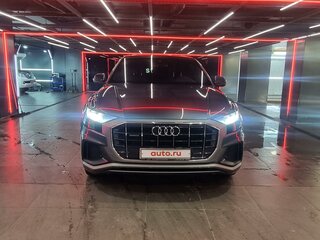 2020 Audi Q8 45 TDI I (4M), серый, 6400000 рублей, вид 1