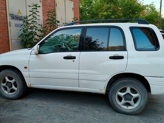 1997 Suzuki Escudo II, белый, 370000 рублей, вид 1