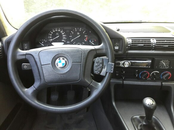 1994 BMW 5 серии 518i III (E34), синий - вид 1