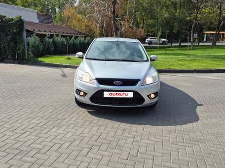 2008 Ford Focus II Рестайлинг, серебристый, 536666 рублей, вид 3
