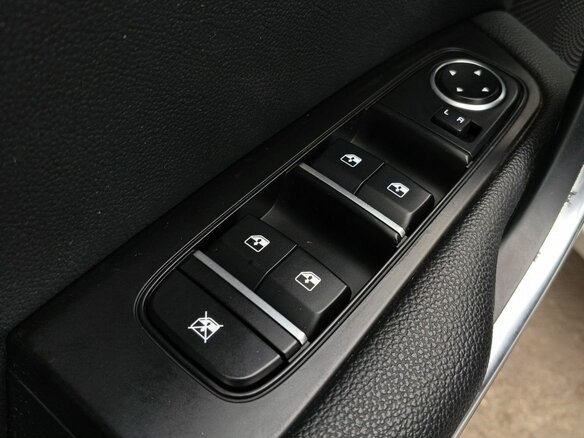 2018 Kia Ceed III, серебристый, 1589000 рублей - вид 18