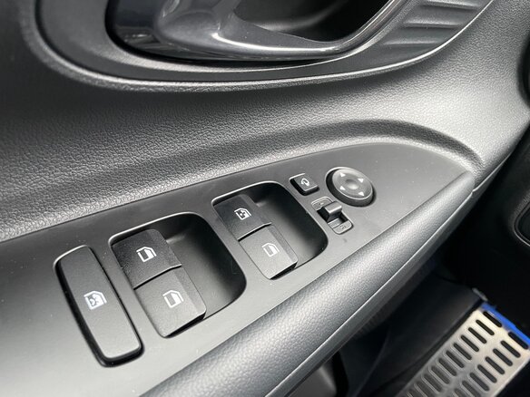 2022 Hyundai Bayon I, серый - вид 21