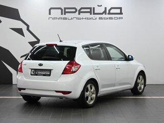 2011 Kia Ceed I Рестайлинг, белый, 899900 рублей, вид 3