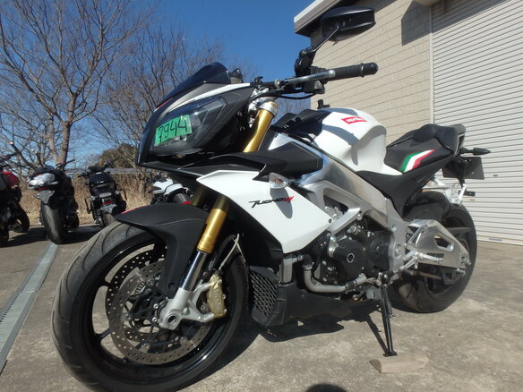 2015 Aprilia Tuono V4, белый, 1000000 рублей - вид 8