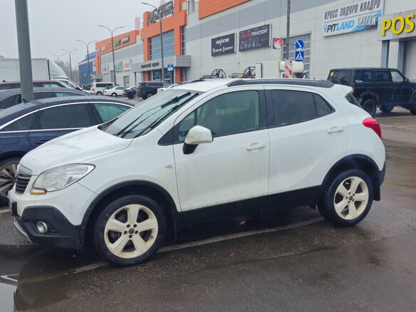 2014 Opel Mokka I, белый, 900000 рублей - вид 2