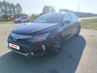 2017 Toyota Camry VII (XV50) Рестайлинг 2, чёрный, 2300000 рублей, вид 2