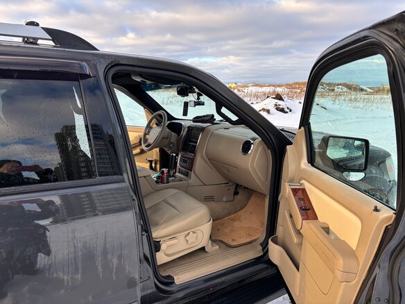 2007 Ford Explorer IV, серый, 1250000 рублей - вид 12