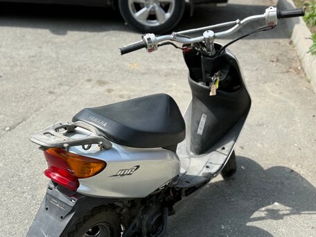 2005 Yamaha Jog, серебристый, 55000 рублей, вид 3