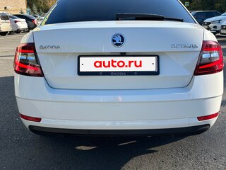 2019 Skoda Octavia III (A7) Рестайлинг, белый, 1830000 рублей, вид 5