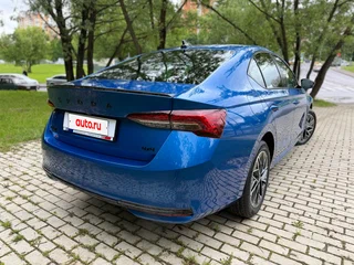2026 Skoda Octavia IV (A8) Рестайлинг, синий, 5467000 рублей, вид 3