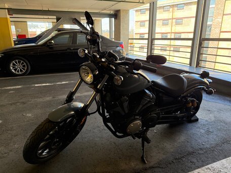 2023 Yamaha XV950 Bolt, серый, 1025000 рублей, вид 5