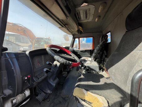 2012 КамАЗ 6520, оранжевый, 1200000 рублей, вид 4
