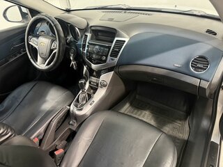 2012 Chevrolet Cruze I, белый, 649800 рублей, вид 3