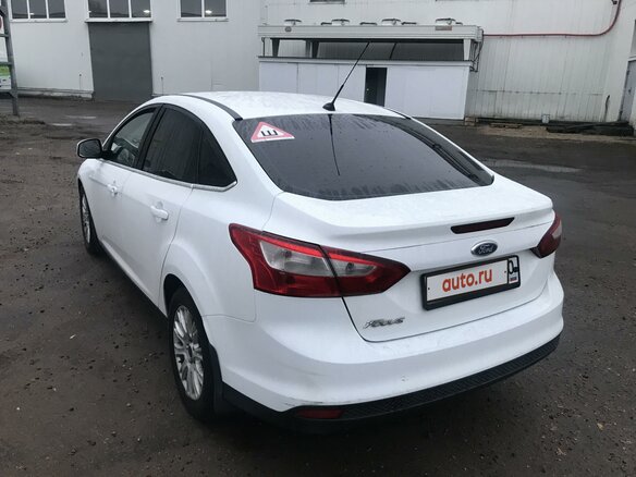 2011 Ford Focus III, белый, 848000 рублей - вид 3