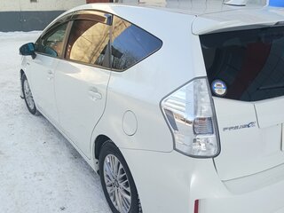 2014 Toyota Prius Alpha I (ZVW40/41), белый, 1550000 рублей, вид 2