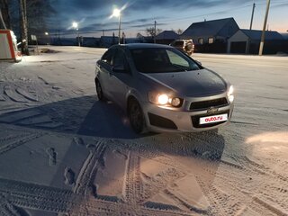 2012 Chevrolet Aveo II, серебристый, 490000 рублей, вид 2