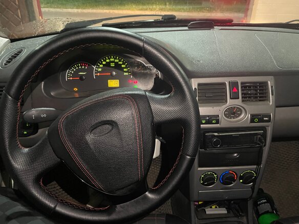 2011 Lada (ВАЗ) Priora I, серебристый, 400000 рублей - вид 6