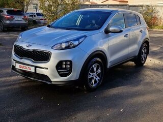 2018 Kia Sportage IV Рестайлинг, серебристый, 2300000 рублей, вид 1