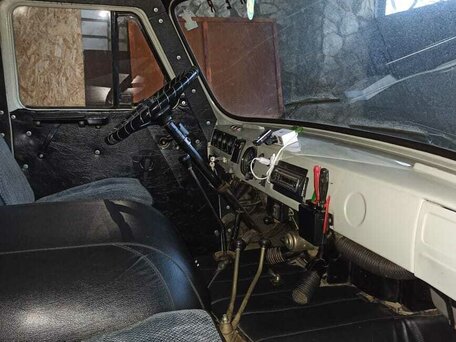 2004 УАЗ 3303, серый, 650000 рублей, вид 2