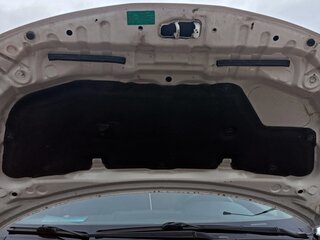 2012 Nissan Tiida I Рестайлинг, белый, 1050000 рублей, вид 4