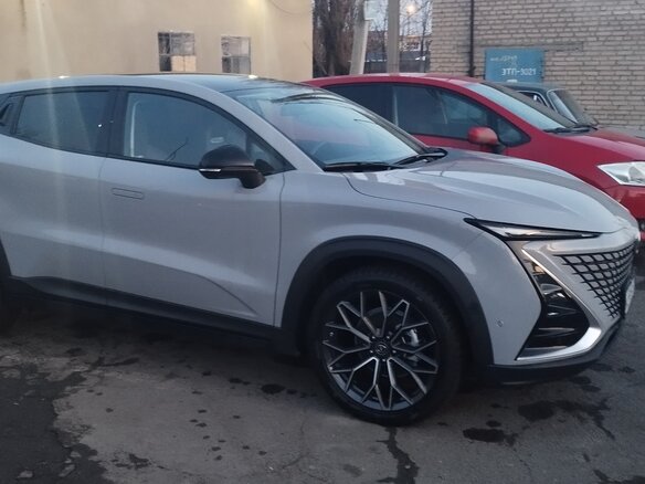 2023 Changan UNI-T I, серый, 2500000 рублей - вид 2