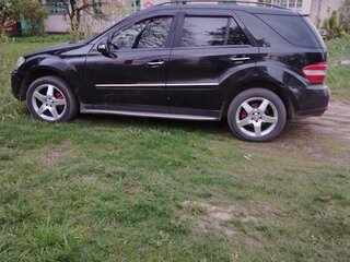 2006 Mercedes-Benz M-Класс 350 II (W164), чёрный, 890000 рублей, вид 2