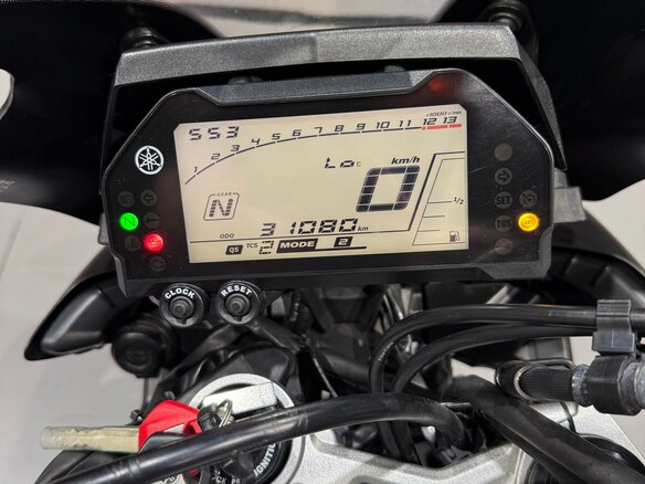 2017 Yamaha MT-10, серый, 995000 рублей - вид 18