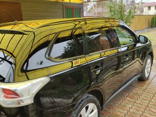 2013 Mitsubishi Outlander III, чёрный, 1450000 рублей, вид 3