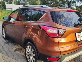 2017 Ford Escape III Рестайлинг, золотистый, 1440000 рублей, вид 3
