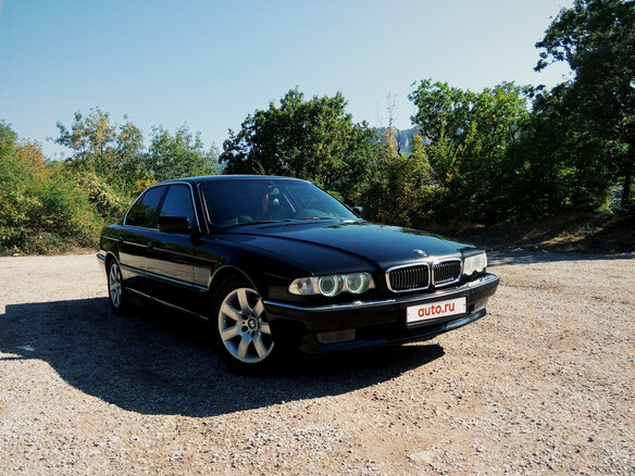 2001 BMW 7 серии 735i III (E38) Рестайлинг, чёрный