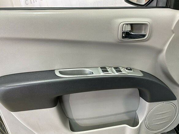 2008 Mitsubishi L200 IV, чёрный - вид 6