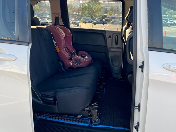 2008 Honda Freed I, белый, 850000 рублей - вид 13