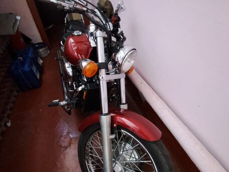 2007 Honda Shadow 750, красный, 470000 рублей, вид 3