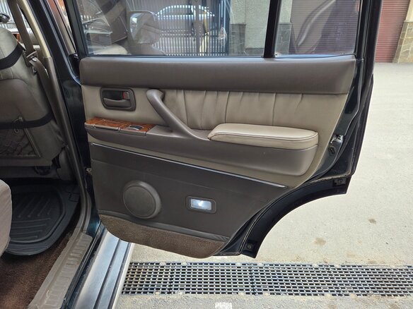 1996 Toyota Land Cruiser 80 Series Рестайлинг, зелёный, 1700000 рублей - вид 16